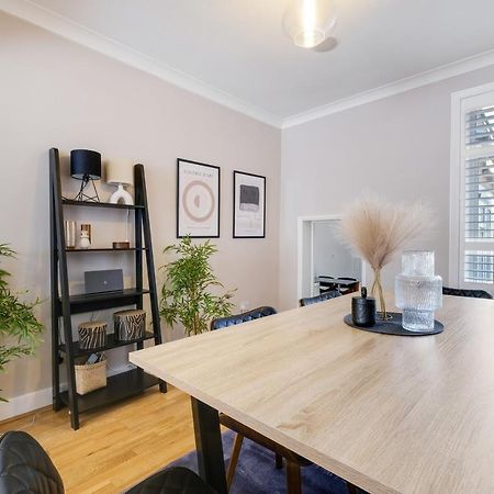 Luxury 3 Bedroom 2 Bathroom House, Fulham By 360Stays Лондон Экстерьер фото