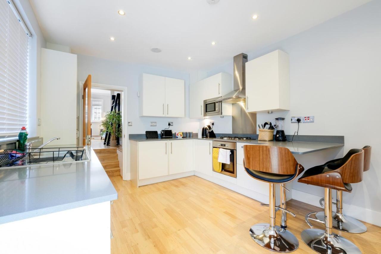 Luxury 3 Bedroom 2 Bathroom House, Fulham By 360Stays Лондон Экстерьер фото