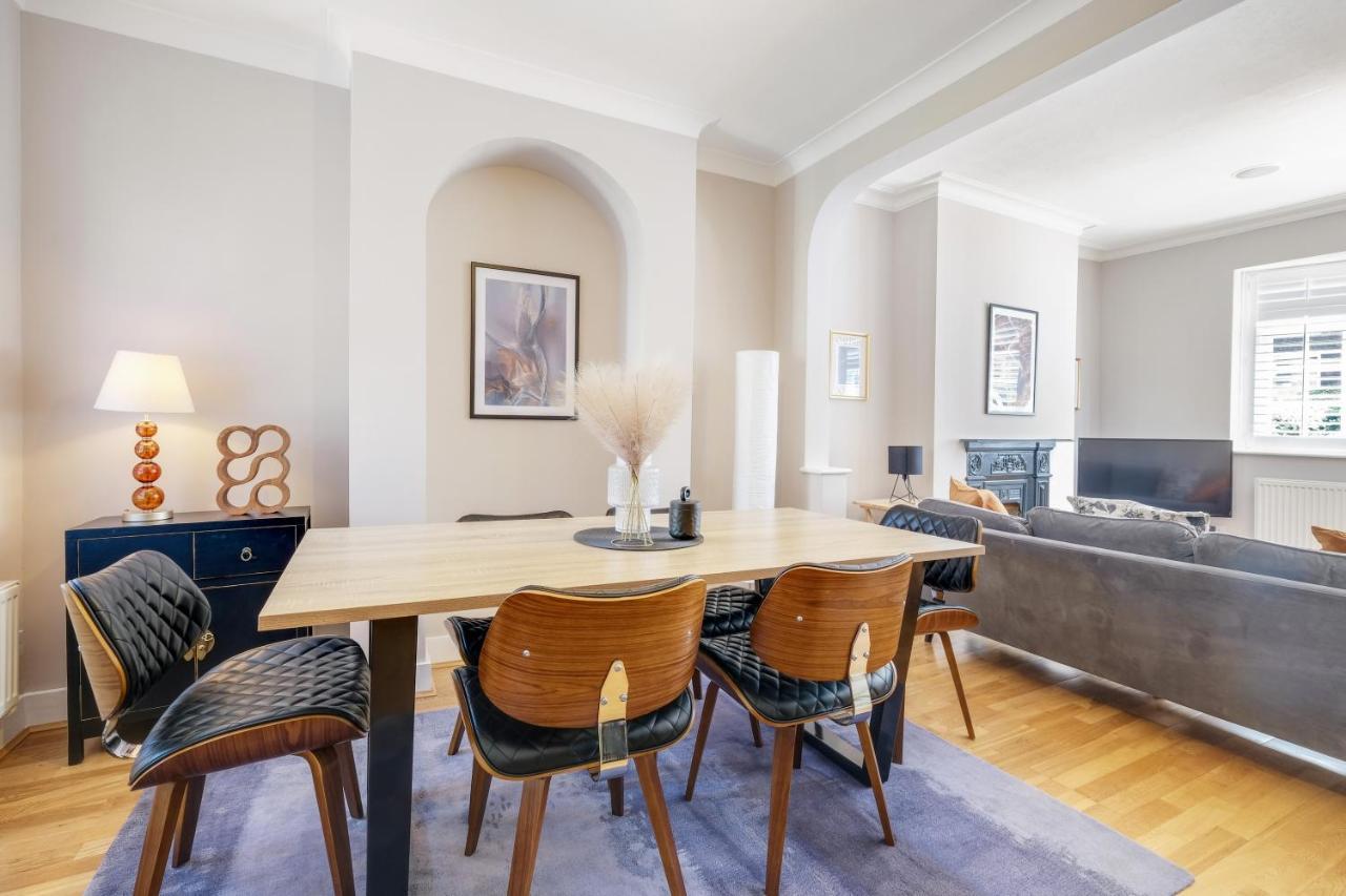Luxury 3 Bedroom 2 Bathroom House, Fulham By 360Stays Лондон Экстерьер фото