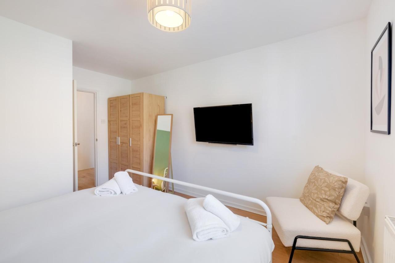 Luxury 3 Bedroom 2 Bathroom House, Fulham By 360Stays Лондон Экстерьер фото