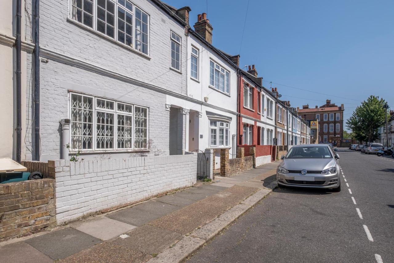 Luxury 3 Bedroom 2 Bathroom House, Fulham By 360Stays Лондон Экстерьер фото