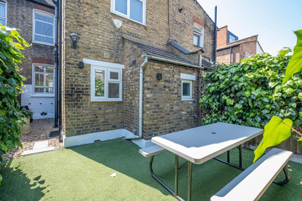 Luxury 3 Bedroom 2 Bathroom House, Fulham By 360Stays Лондон Экстерьер фото