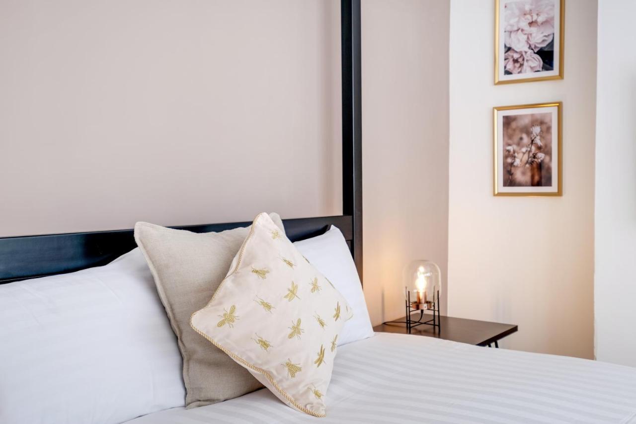 Luxury 3 Bedroom 2 Bathroom House, Fulham By 360Stays Лондон Экстерьер фото